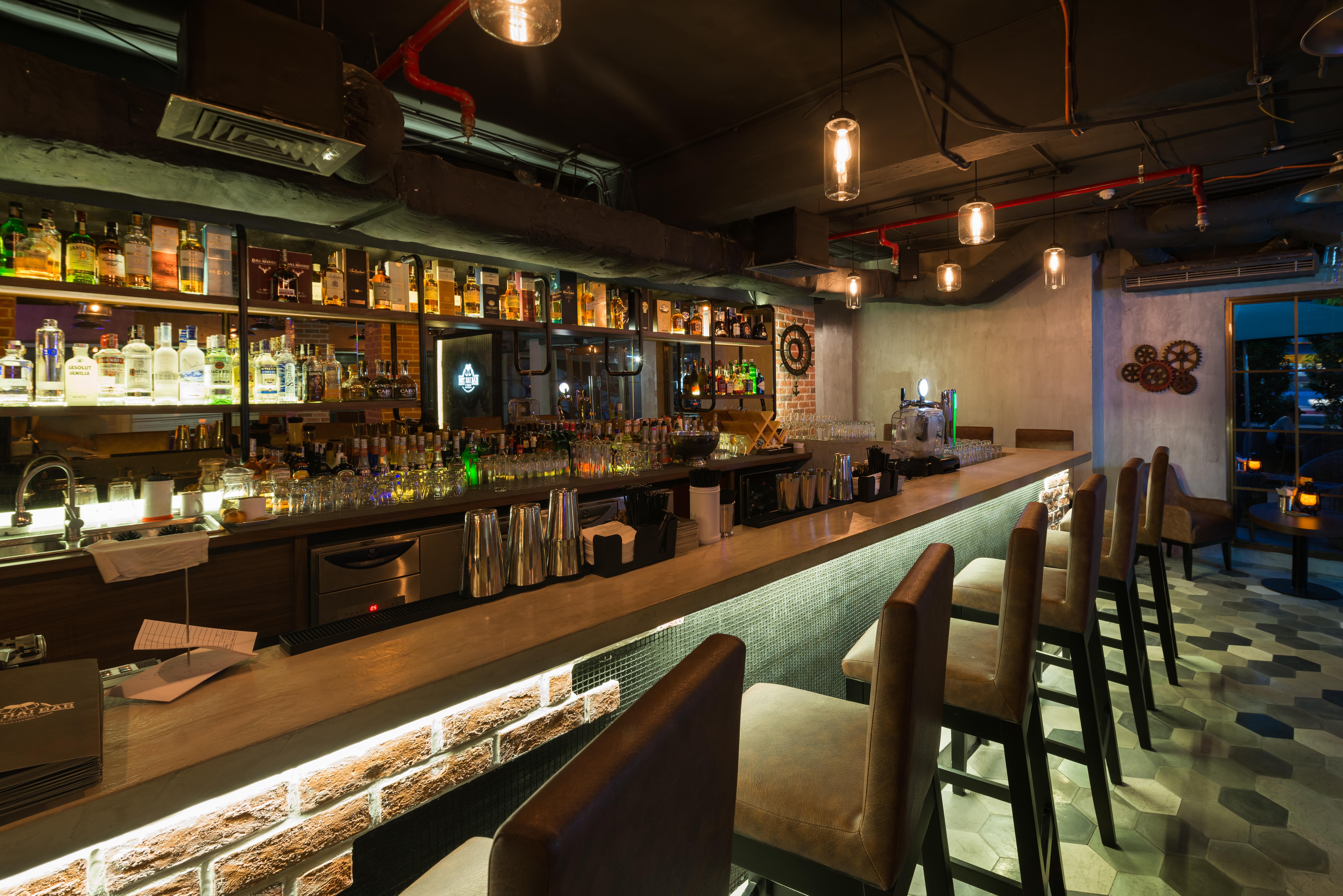 Eastin Grand Hotel Saigon Ho Chi Minh-Byen Eksteriør billede Bar at the hotel
