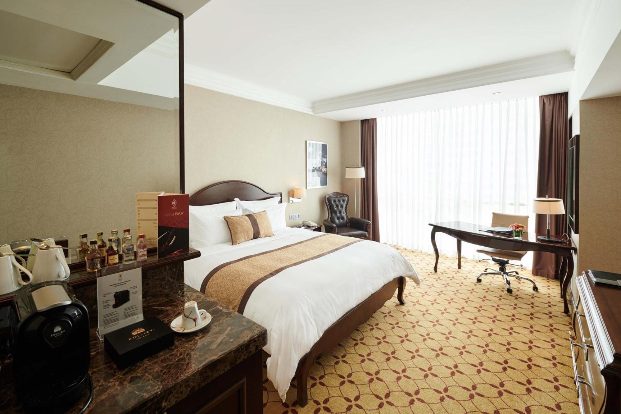 Eastin Grand Hotel Saigon Ho Chi Minh-Byen Eksteriør billede Deluxe Room
