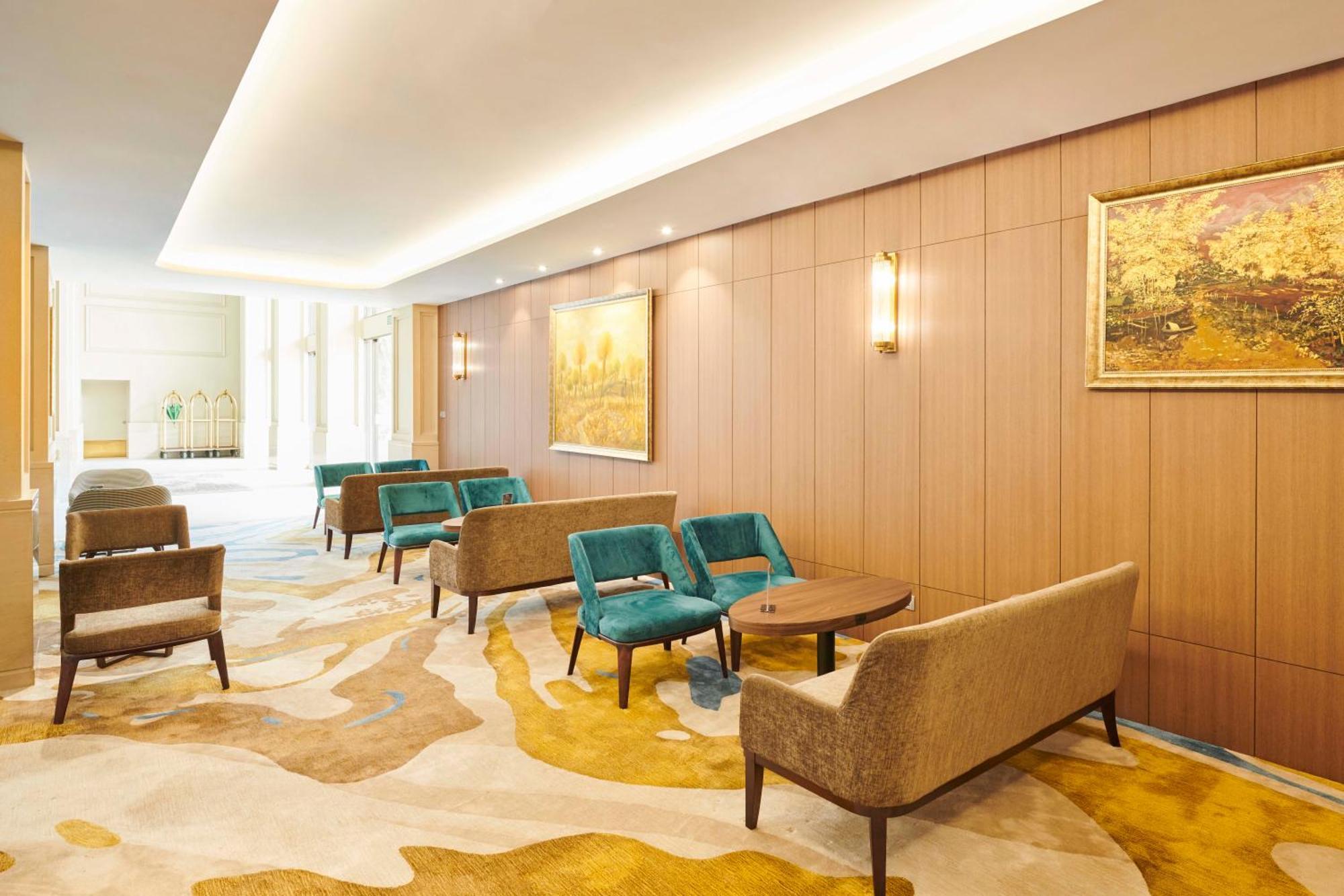 Eastin Grand Hotel Saigon Ho Chi Minh-Byen Eksteriør billede The interior of the hotel